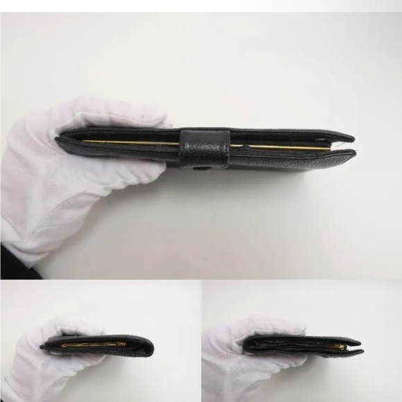 CHANEL caviar large CC long bifold wallet with front snap closure. - Picture 6 of 6